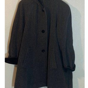 Stunning  London Fog Grey Coat  with Hood Make Offer